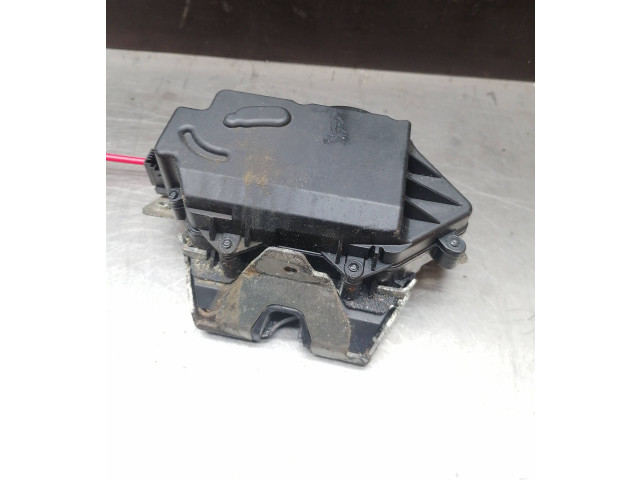 Zámek zadních dveří Mercedes-Benz E W211 2003