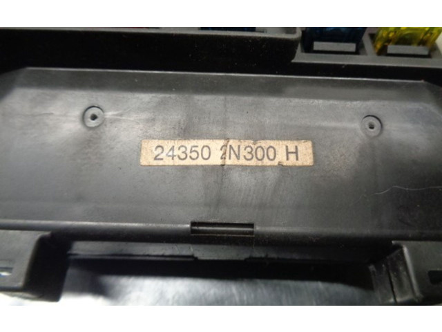 Pojistková skříňka Řídící jednotka BSM 243502N300H Nissan Almera 1999