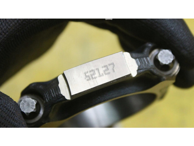 Píst Mercedes-Benz E W211