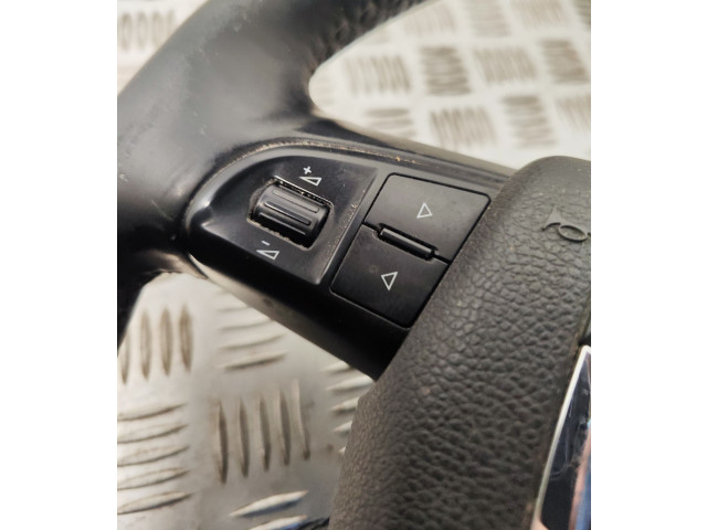 Руль Skoda Octavia Mk2 (1Z)  2004 - 2013 года 3T0419091K, 1Z0880201AR      