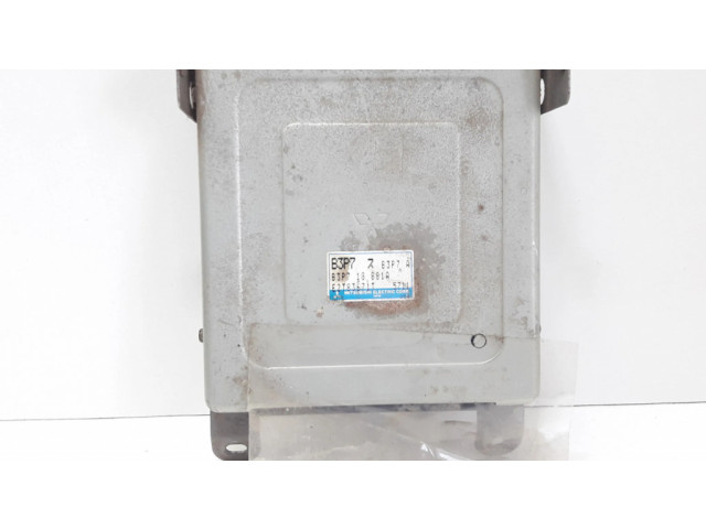 Блок управления двигателя B3P718881A   Mazda 323