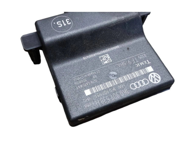 Модуль управления gateway Skoda Octavia Mk2 (1Z) 2004 - 2013 года 1K0907530H, 1K0907951