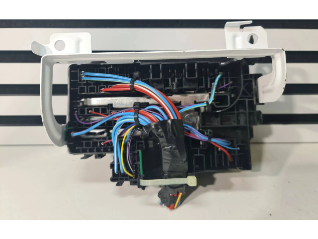 Блок предохранителей 31384034, 0339536 Volvo XC90