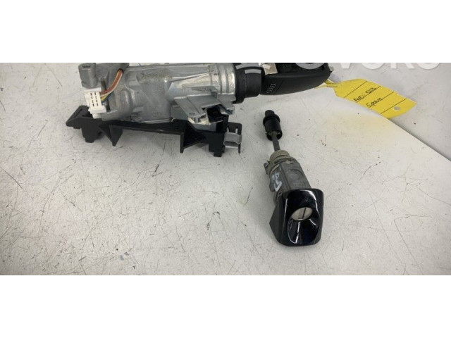 Комплект блоков управления    Audi Q3 8U