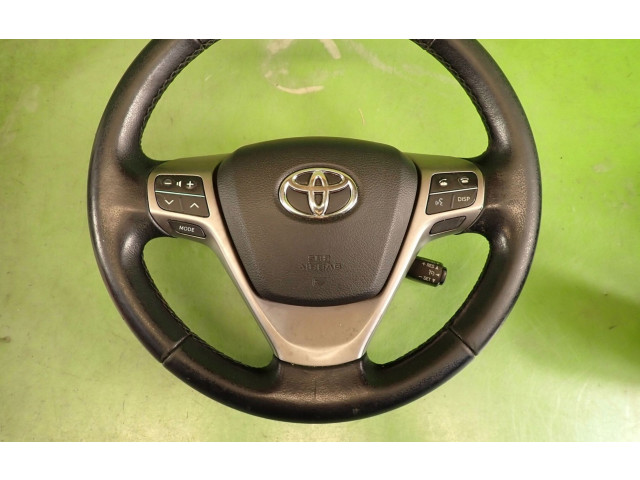 Volant Toyota Avensis T270 2012
