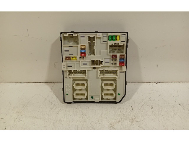   Pojistková skříňka 284B64259R   Renault Zoe 2014