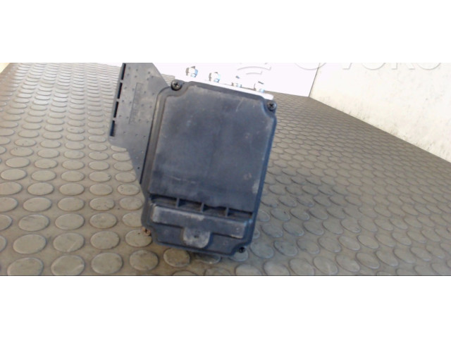 Блок АБС 4454053020 Lexus IS 200-300 1999 - 2005 года