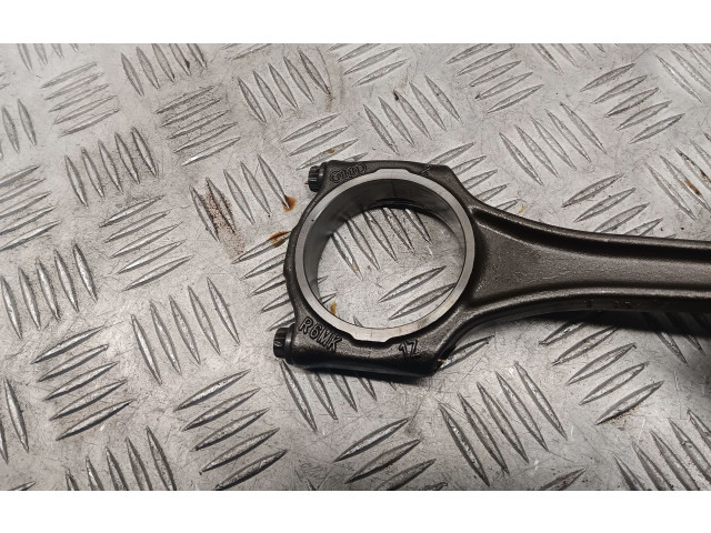 Píst 06M107066AB   Audi Q7 4M    DCB 