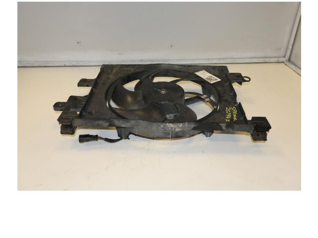 Вентилятор радиатора 214814715R Dacia Spring