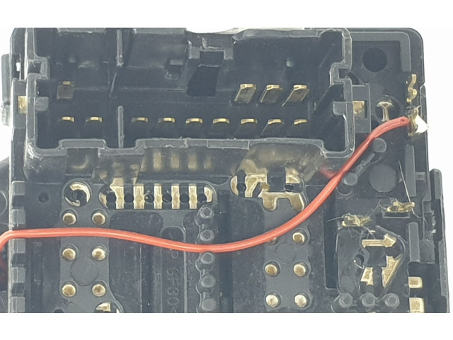 Ручка стеклоочистителей 8201168008, 8201168008   Dacia Sandero