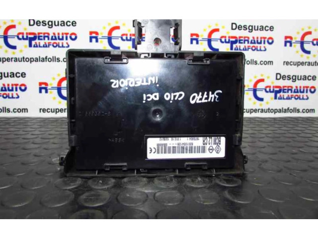 Блок комфорта 8201054128   Renault Clio III   