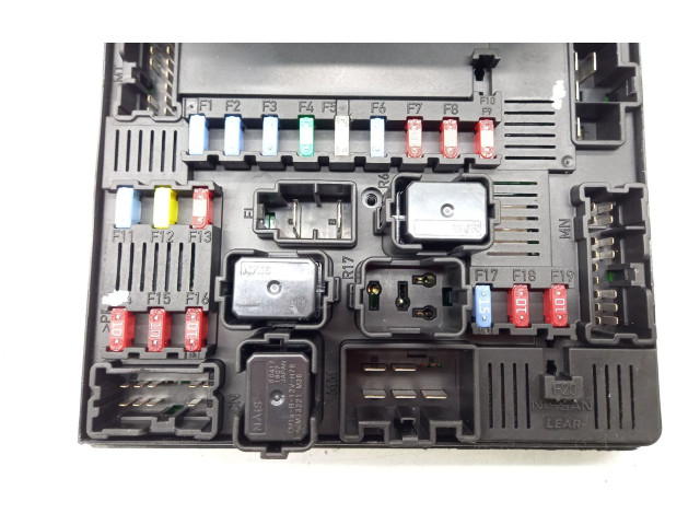 Pojistková skříňka 24383BB50A, 284B7JD00B Nissan Qashqai 2010