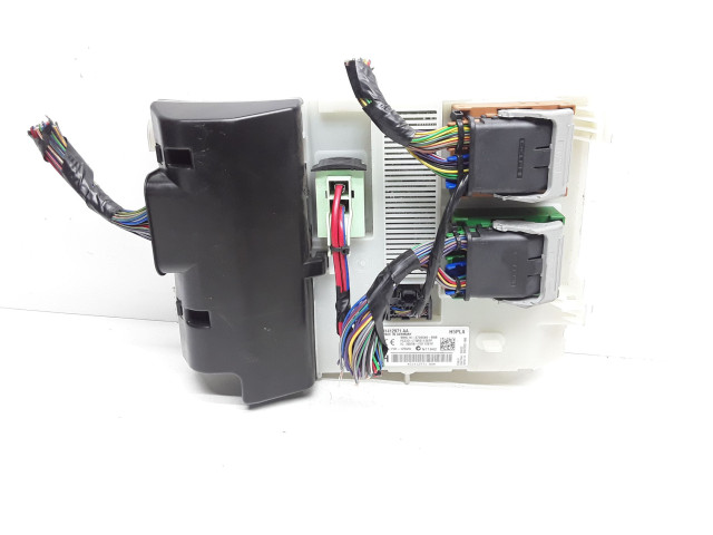 Блок предохранителей 31412971, 98HL143720040BAB Volvo S60