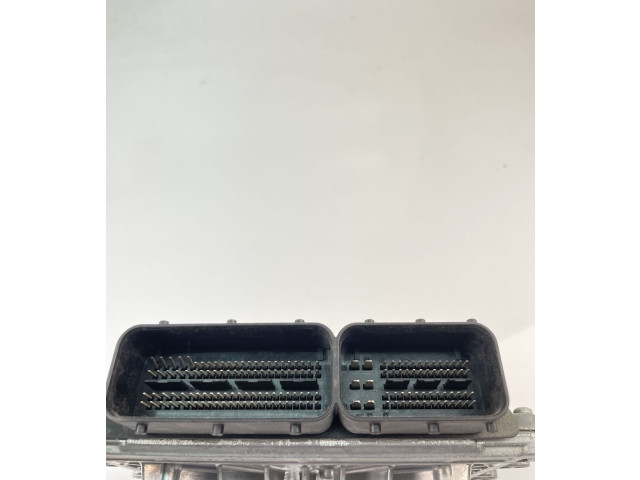 Блок управления двигателем Блок управления 30729826A, 0281012103   Volvo V70