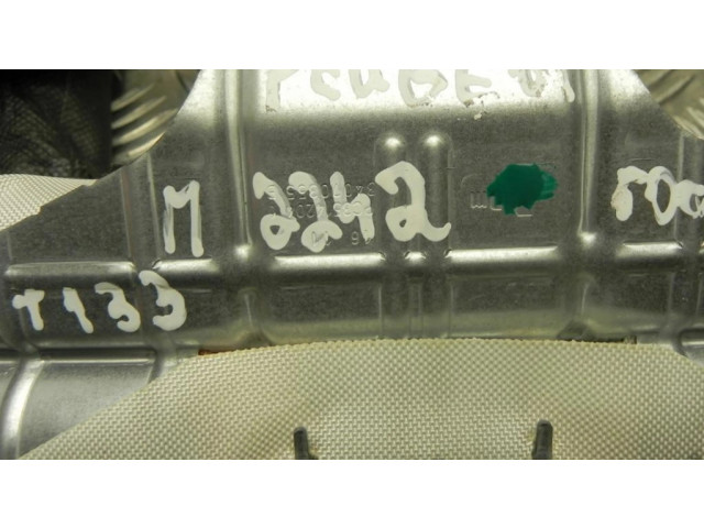 Боковая подушка безопасности 9684873680, M2242   Peugeot 5008