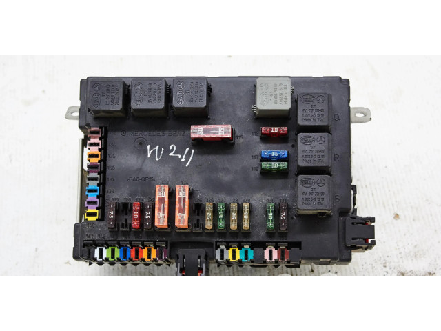 Pojistková skříňka a2215403550, a2215450801 Mercede-Benz S W221 2008