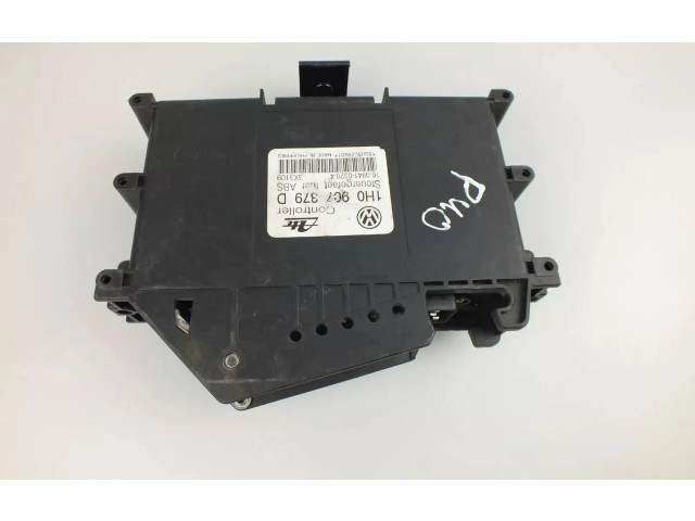 Блок управления АБС 1H0907379D Volkswagen PASSAT B4