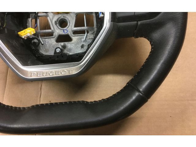 Volant Peugeot 2008 II 2020 KIER2008