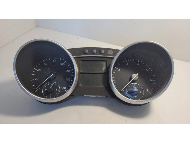 Přístrojová deska Mercedes-Benz GL X164 2008 A1645408847, 002964