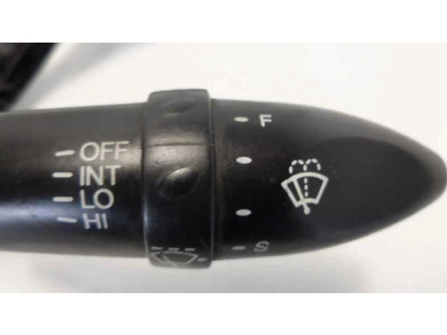 Мултифункционный включатель управления / ручка