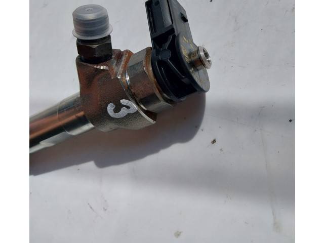 Форсунка 05L130277E, 05L130277E Skoda Octavia Mk4