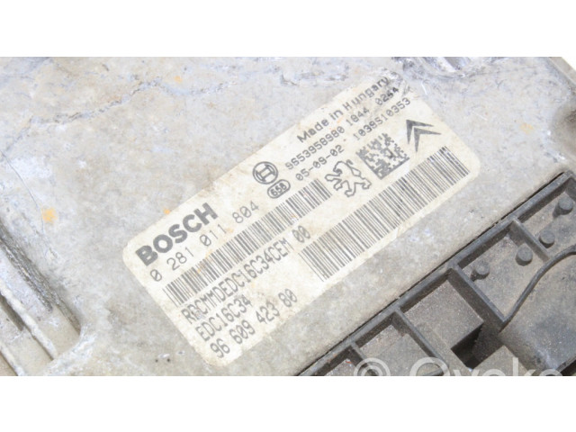Блок управления двигателя 9660942380, 0281011804 Citroen C3 Aircross