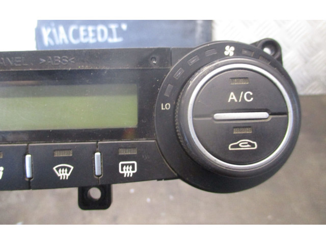 Блок управления климат-контролем 972501H602   KIA Ceed