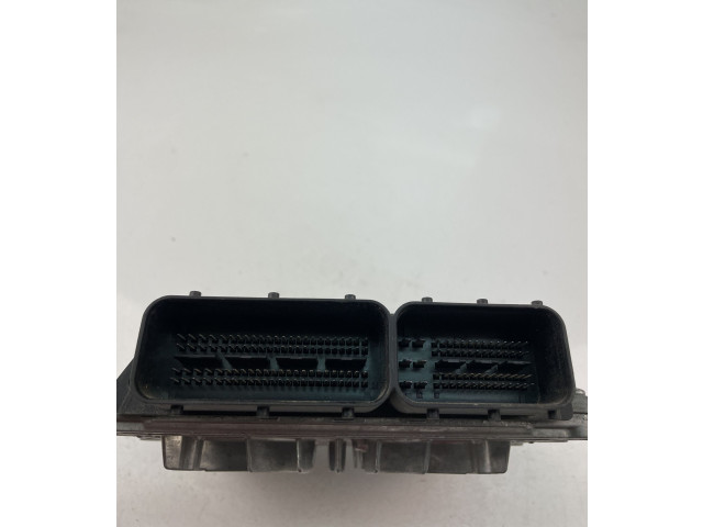 Блок управления двигателем Блок управления 30729826A, 0281012103   Volvo V70