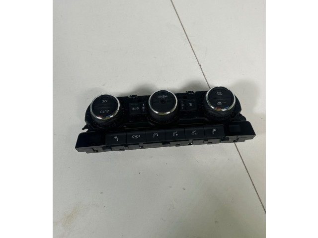 Блок управления климат-контролем 3V0907044   Skoda Superb B8 (3V)
