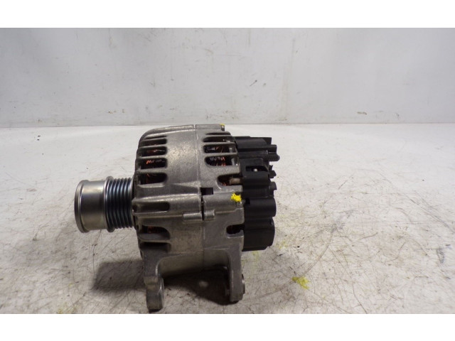 Генератор 04E903015, 04E903015   Audi A1      