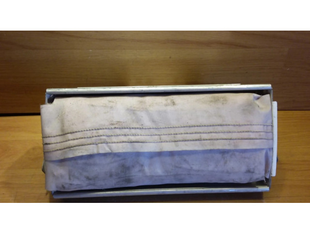 Подушка безопасности пассажира P30867060, 570769900C Volvo S40, V40