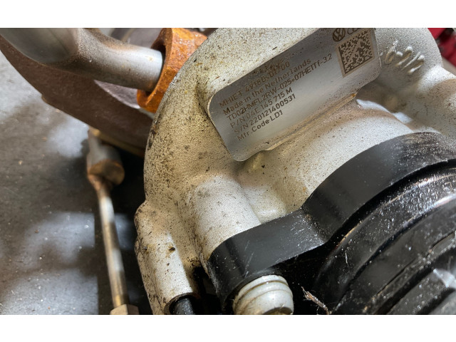  Поршень DGE 04E145715M  Audi A3 8Y  