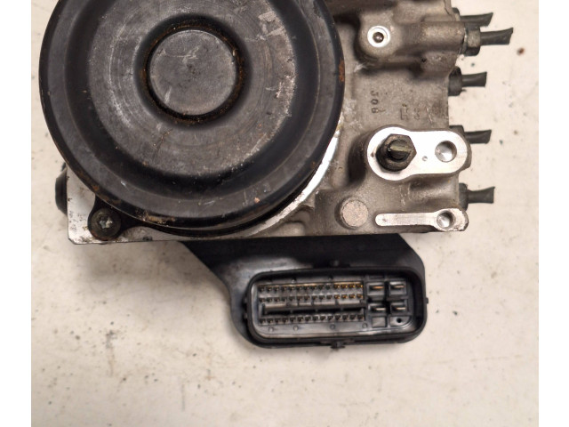 Блок АБС 8954153110, 1338008650 Lexus IS 220D-250-350 2006 - 2013 года