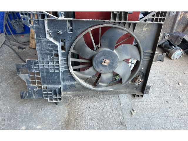 Вентилятор радиатора     214819914R, 00G342    Dacia Duster 