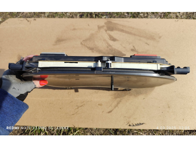 Спидометр (приборный щиток) P8200059776, 277152km   Renault Clio II   