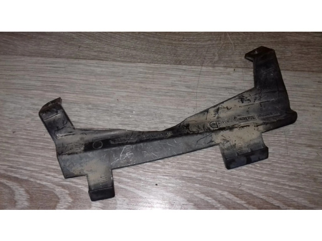 Деталь передней фары