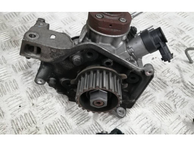 Топливный насос