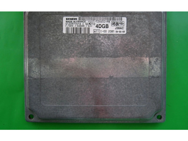 Блок управления двигателем Блок управления 4S61-12A650-PB, S120977016C   Ford Fusion