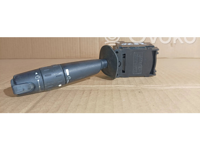 Ручка стеклоочистителей 9606378577, 33689501 Peugeot 605