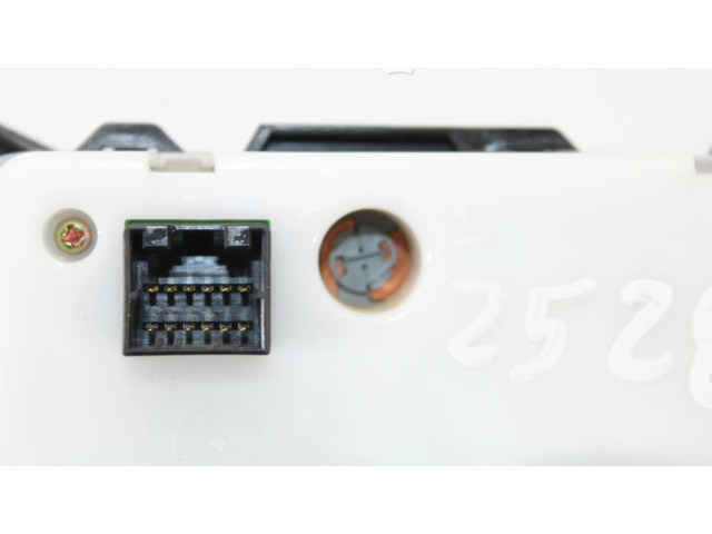 Модуль блока управления кондиционером P55037533AG   Jeep Cherokee III KJ