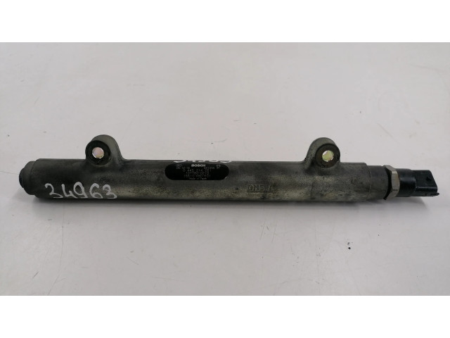 Топливная рампа 0445214051, 1077800210   Honda Accord 2.2 