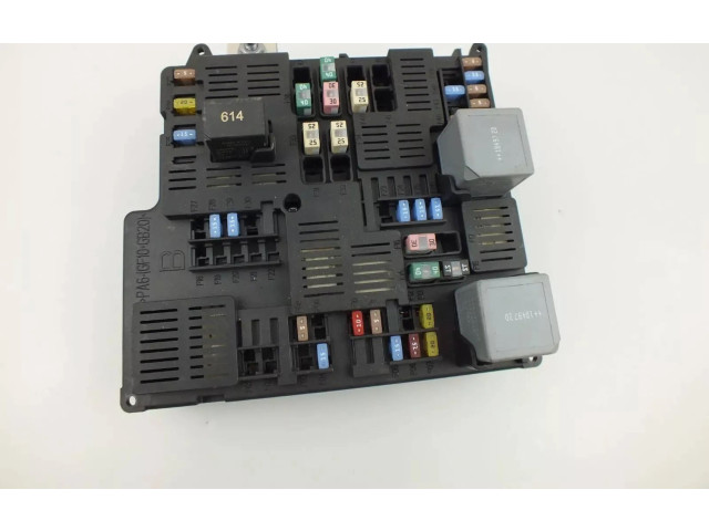 Блок предохранителей 31473770 Volvo XC90