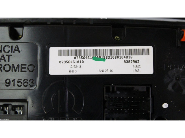 Блок управления климат-контролем 735656839, 735646101   Fiat 500X