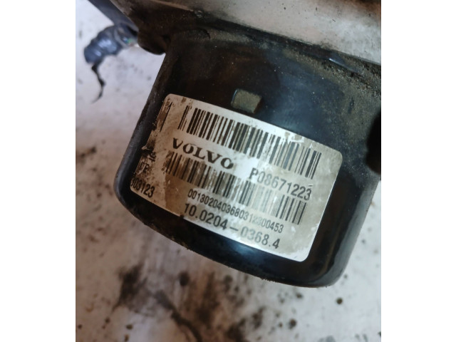 Блок АБС 8671224, 5WK84002   Volvo  V70  2000 - 2004 года