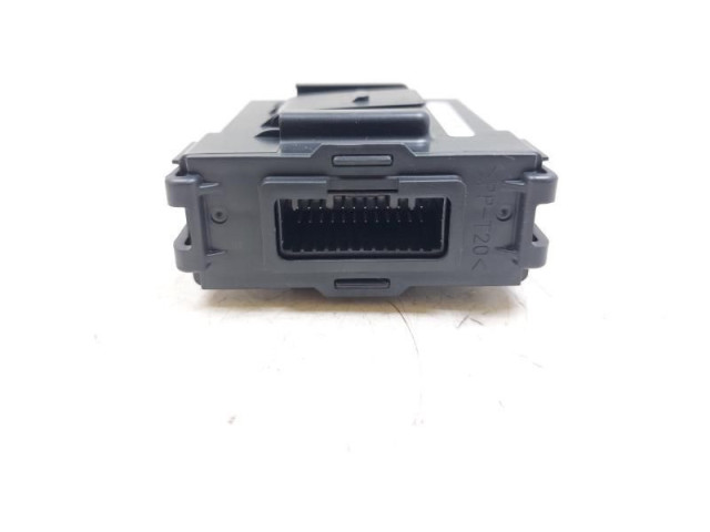 Řídící jednotka 284E75FA0B, 284E75FA0B Nissan Micra K14 2016