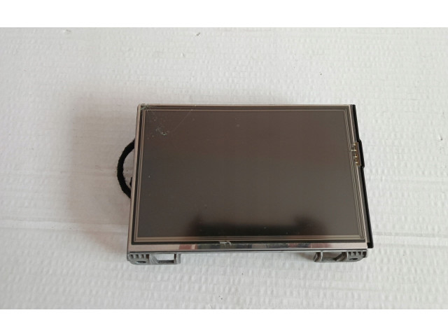 Дисплей Peugeot 2008 I