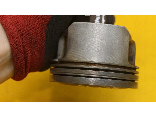 Píst Volkswagen Beetle 1302