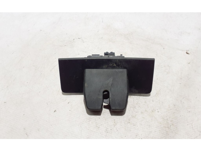 Zámek zadních dveří 31276696 Volvo XC60 2010