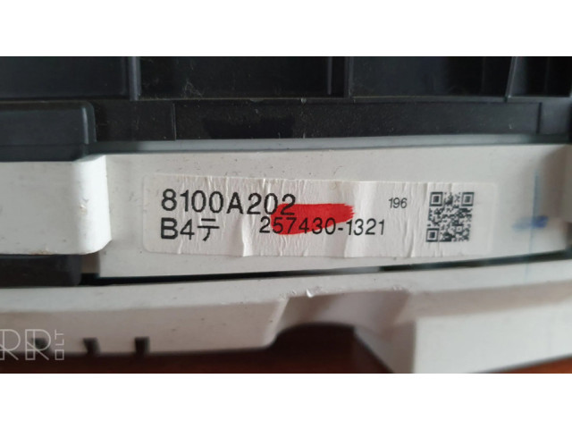 Панель приборов 8100A202, 2574301321 Mitsubishi Grandis