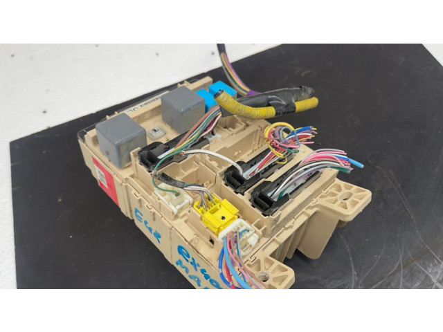 Блок предохранителей GL2HQYY, 021106 Lexus RX 330 - 350 - 400H